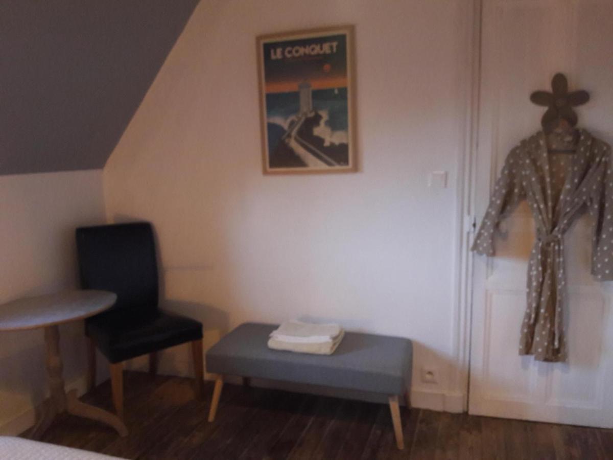 לה קונקה Chambre D'Hotes La Maison Du Neuilly מראה חיצוני תמונה