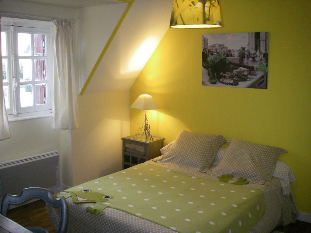 לה קונקה Chambre D'Hotes La Maison Du Neuilly חדר תמונה